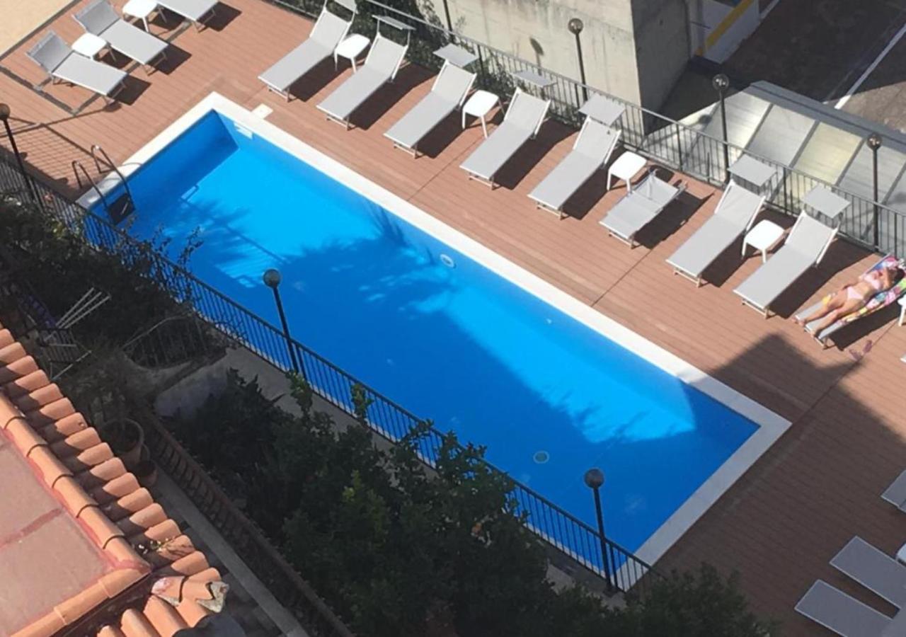 Il Piccolo Diavolo Apartment Taormina Ngoại thất bức ảnh